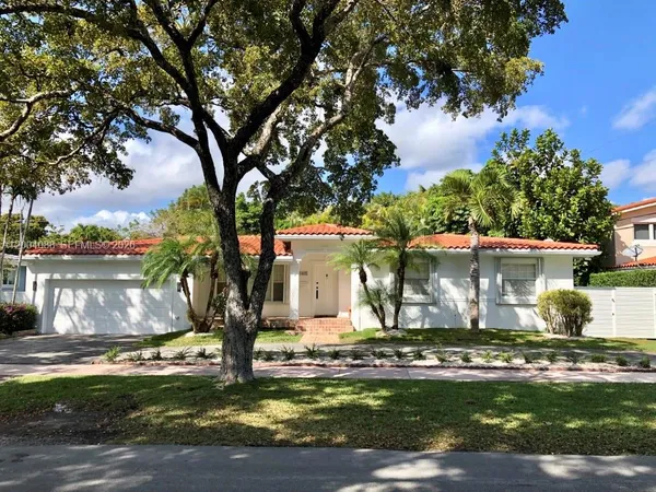 $8,500 | 1425 Trillo Avenue, Coral Gables, FL 33146