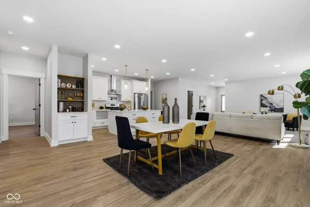 $399,900 | 1206 River Heights Drive, Indianapolis, IN 46240