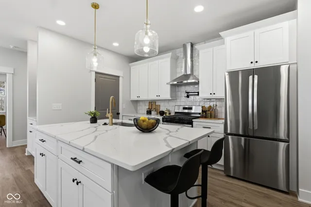 $399,900 | 1206 River Heights Drive, Indianapolis, IN 46240