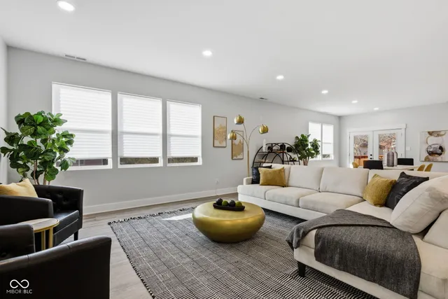 $399,900 | 1206 River Heights Drive, Indianapolis, IN 46240