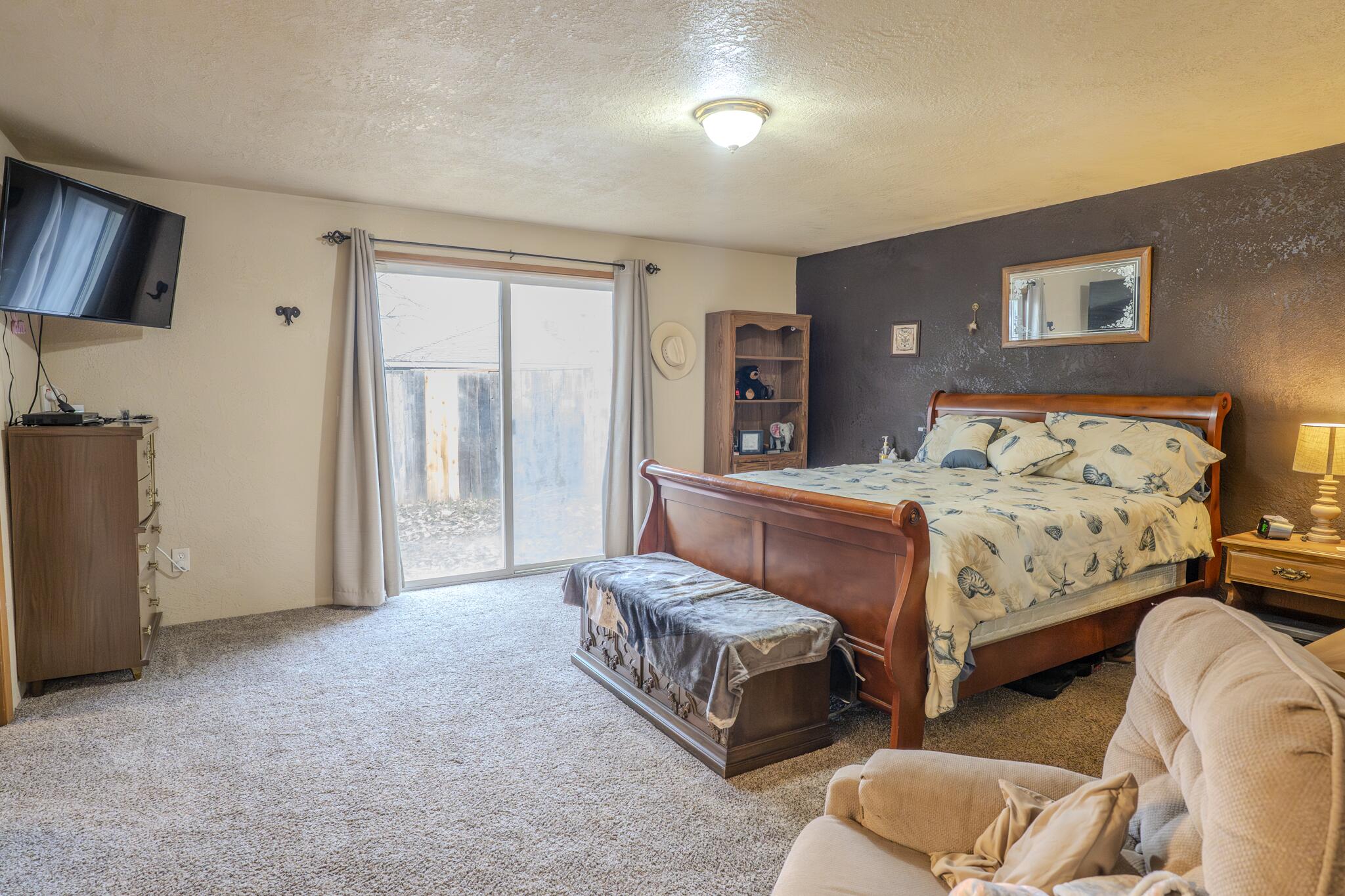 125 Meadow View Drive Phoenix, OR 97535 - Photo 19 of 27 DSC05167