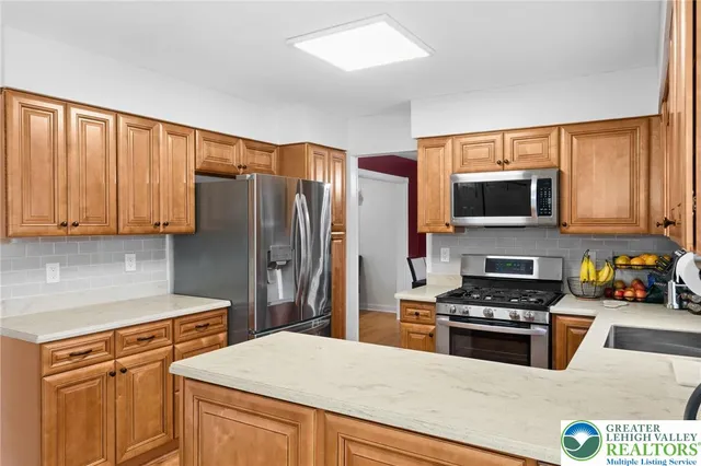 $535,000 | 402 Florentine Drive, Easton, PA 18040