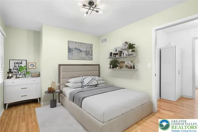 $535,000 | 402 Florentine Drive, Easton, PA 18040