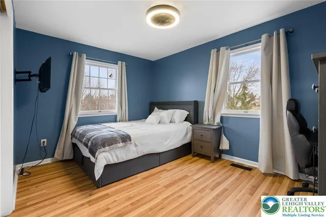 $535,000 | 402 Florentine Drive, Easton, PA 18040