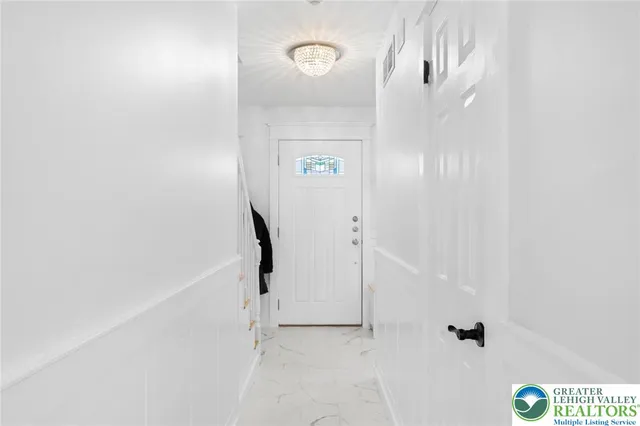 $535,000 | 402 Florentine Drive, Easton, PA 18040