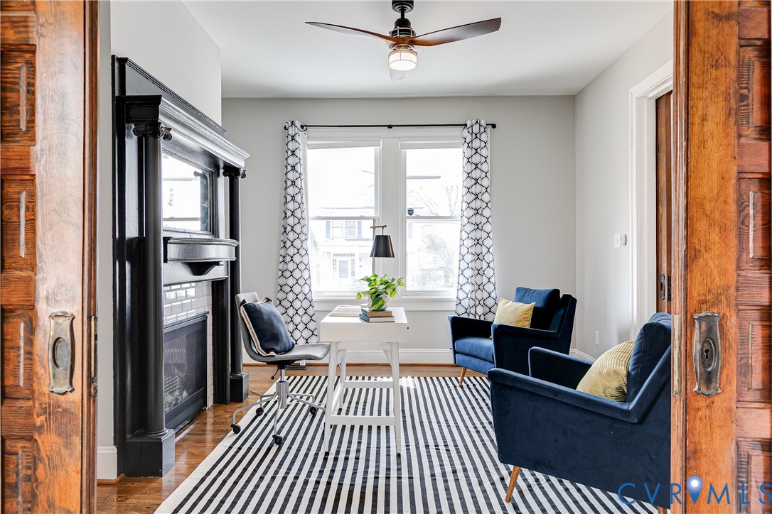 112 West Lancaster Road Richmond, VA 23222 - Photo 18 of 40 Close up of the study from the living room.