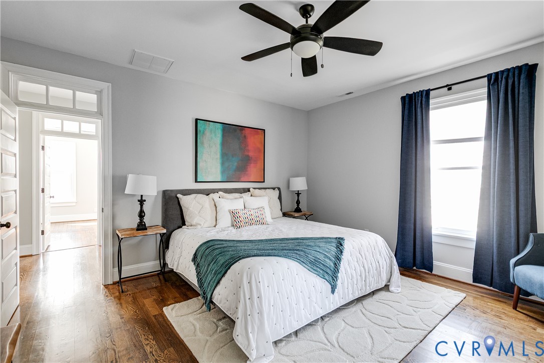 112 West Lancaster Road Richmond, VA 23222 - Photo 20 of 40 Every room in this house has a transom over the en