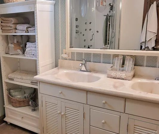 $899,000 | 32 Old Rte 199, Red Hook, NY 12571