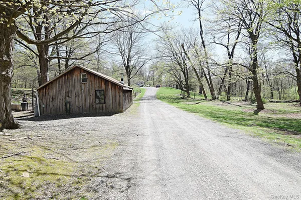 $899,000 | 32 Old Rte 199, Red Hook, NY 12571