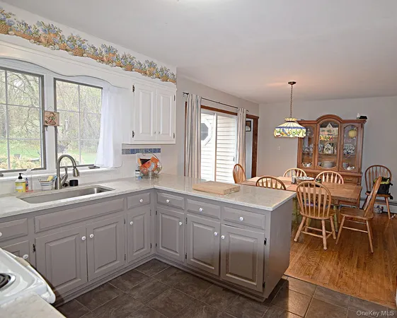 $899,000 | 32 Old Rte 199, Red Hook, NY 12571