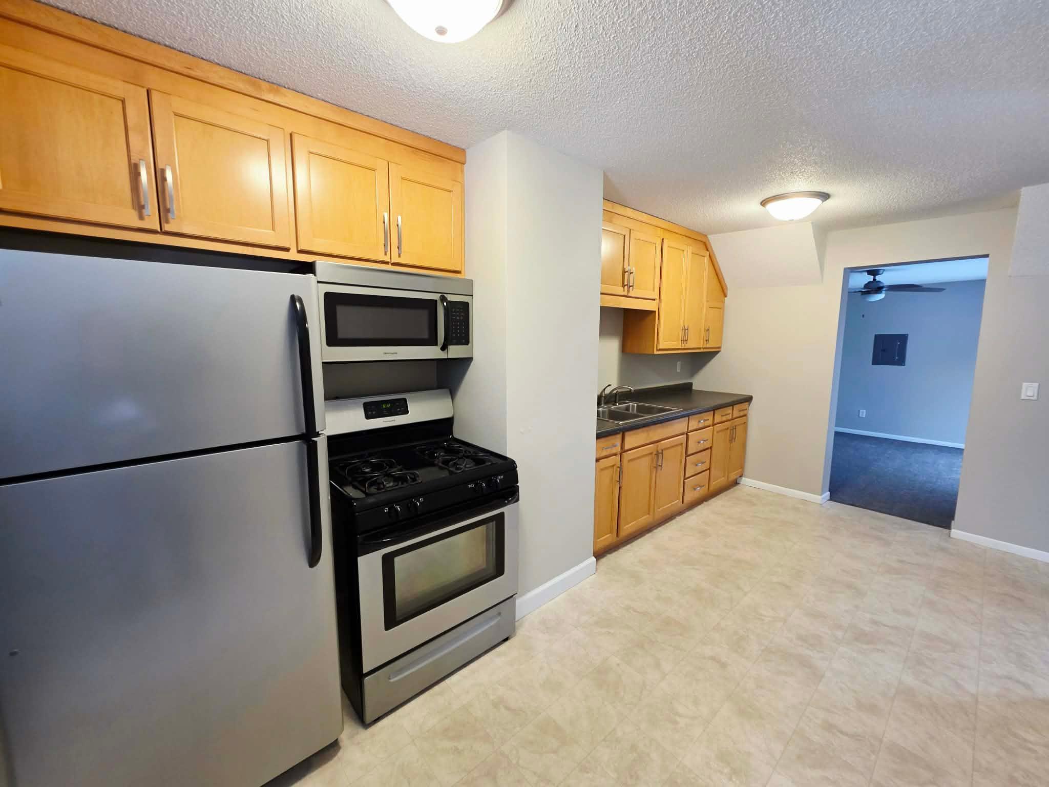 312 3rd Avenue Northeast St. Cloud, MN 56304 - Photo 3 of 33