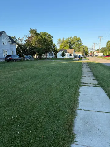 $95,000 | 6350 28th Avenue, Kenosha, WI 53143