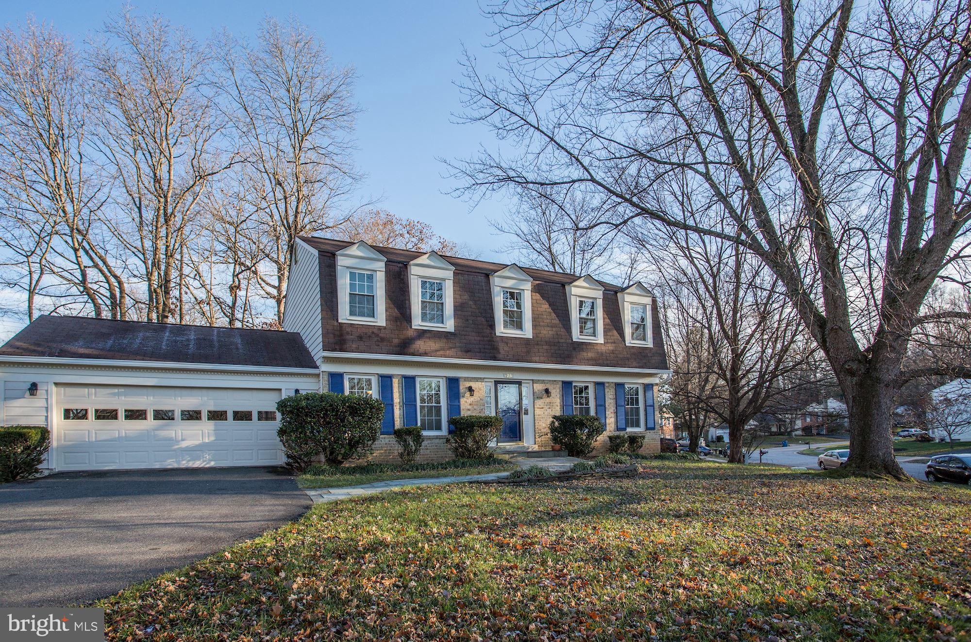6231 Covered Bridge Road Burke, VA 22015 - Photo 2 of 52 Gallery Image 2