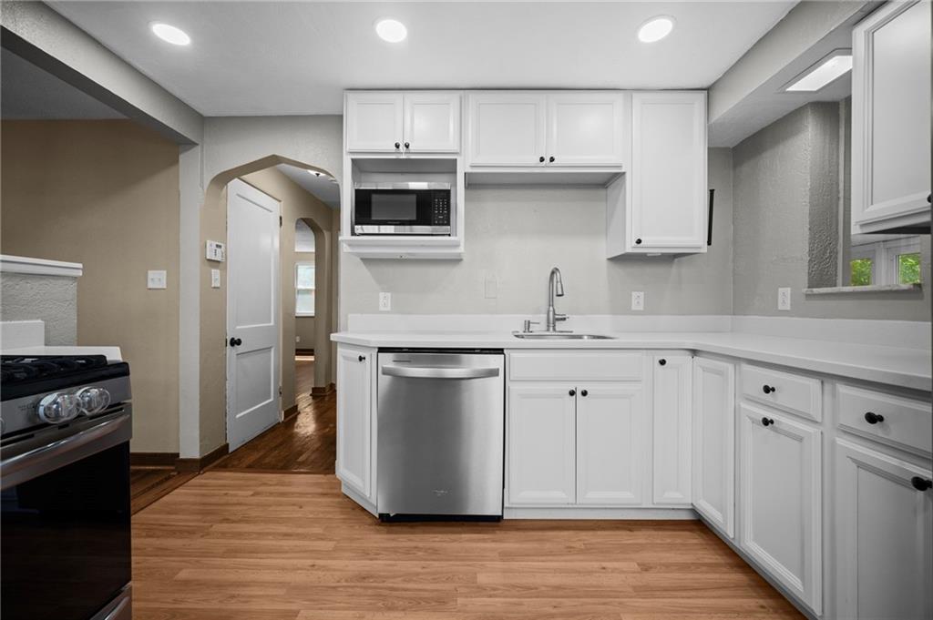 5188 Glenhurst Road Pittsburgh, PA 15207 - Photo 13 of 33 Gallery Image 13