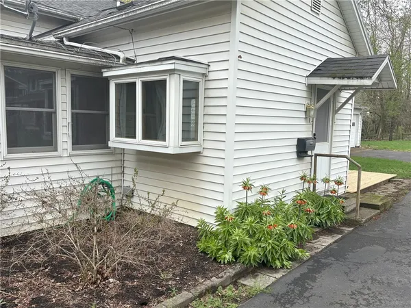 $224,900 | 73 Maplewood Avenue, Mendon, NY 14472