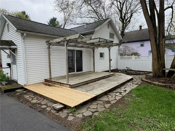 $224,900 | 73 Maplewood Avenue, Mendon, NY 14472