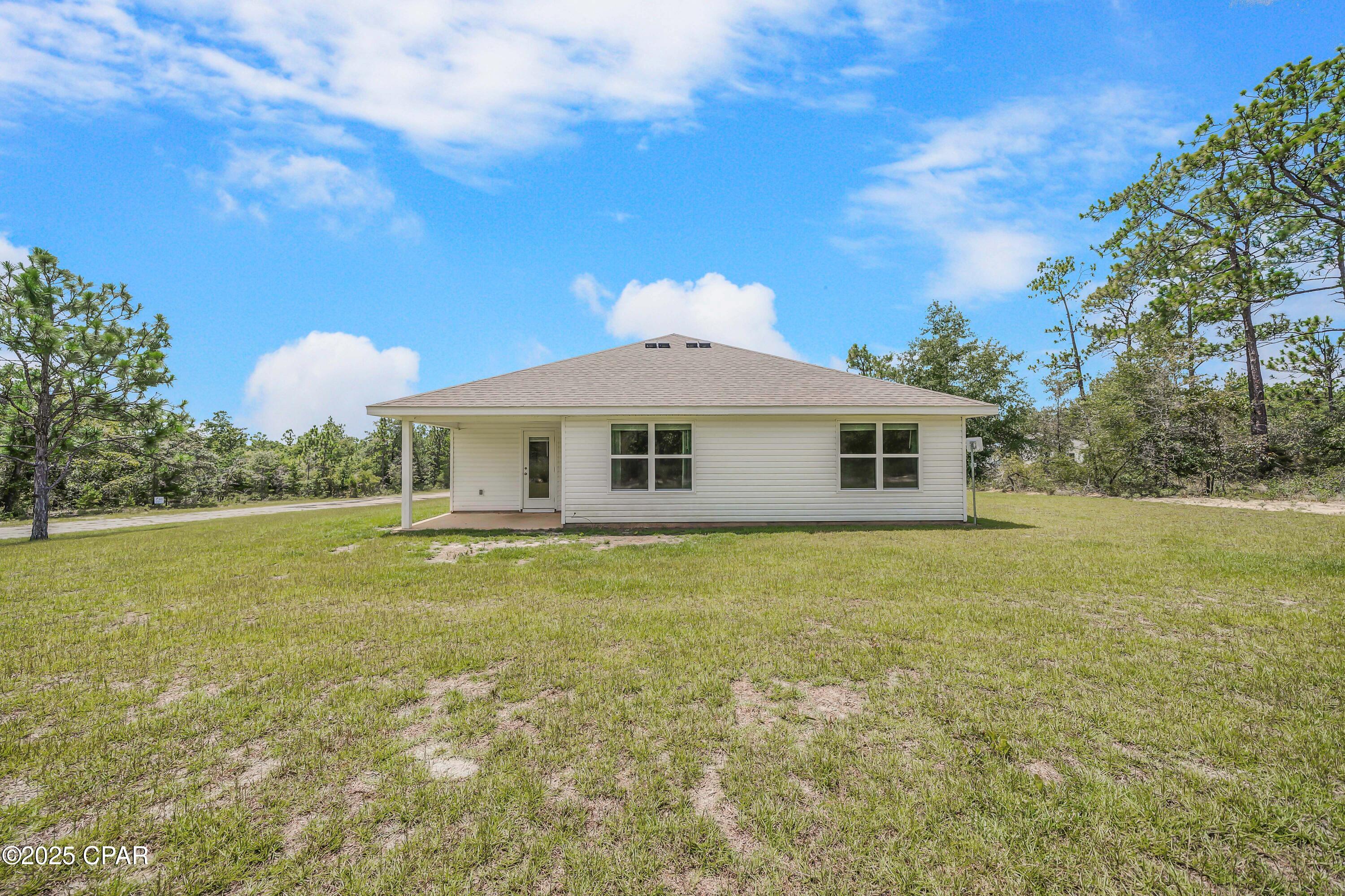 2304 Aquarius Drive Chipley, FL 32428 - Photo 12 of 77