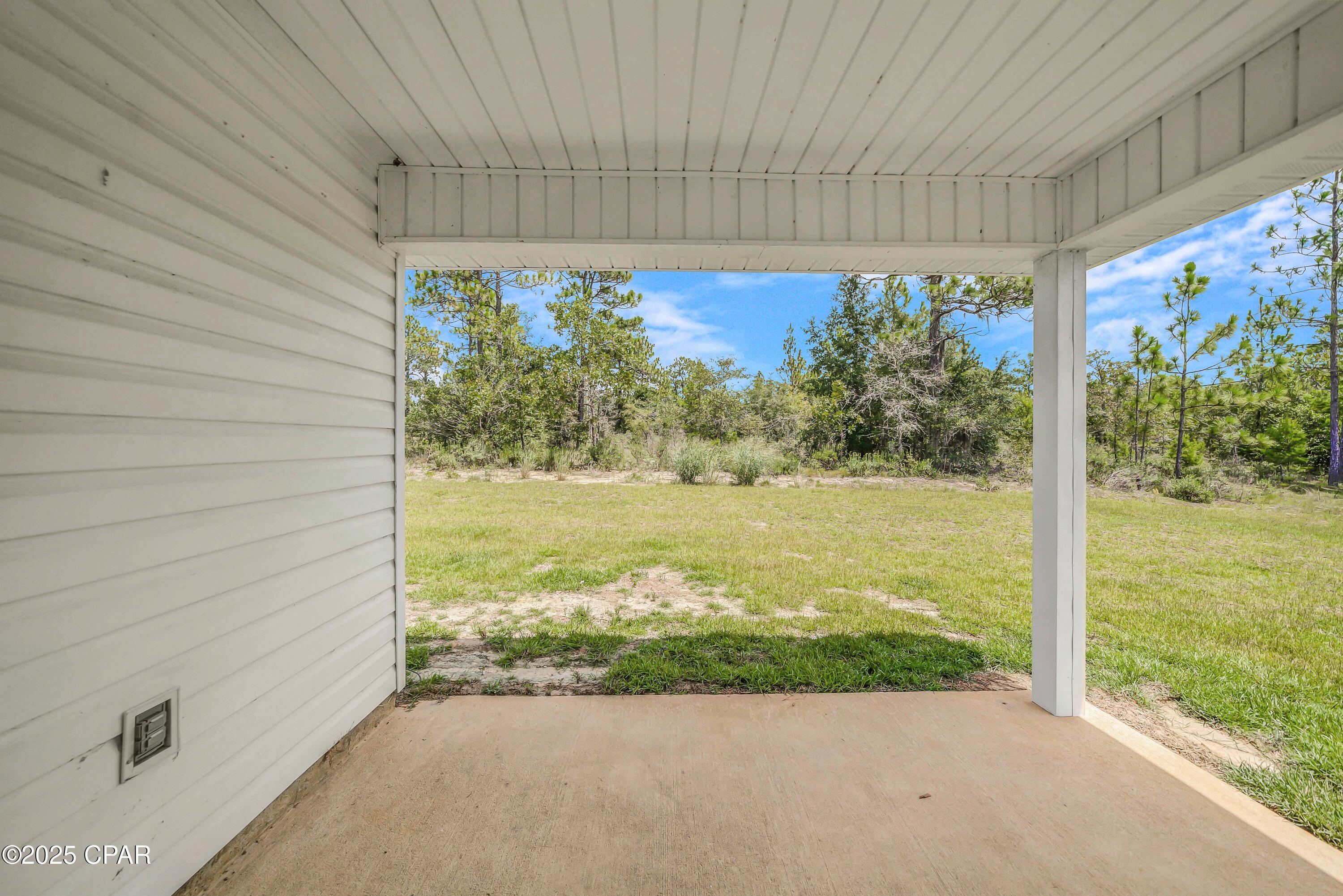 2304 Aquarius Drive Chipley, FL 32428 - Photo 14 of 77