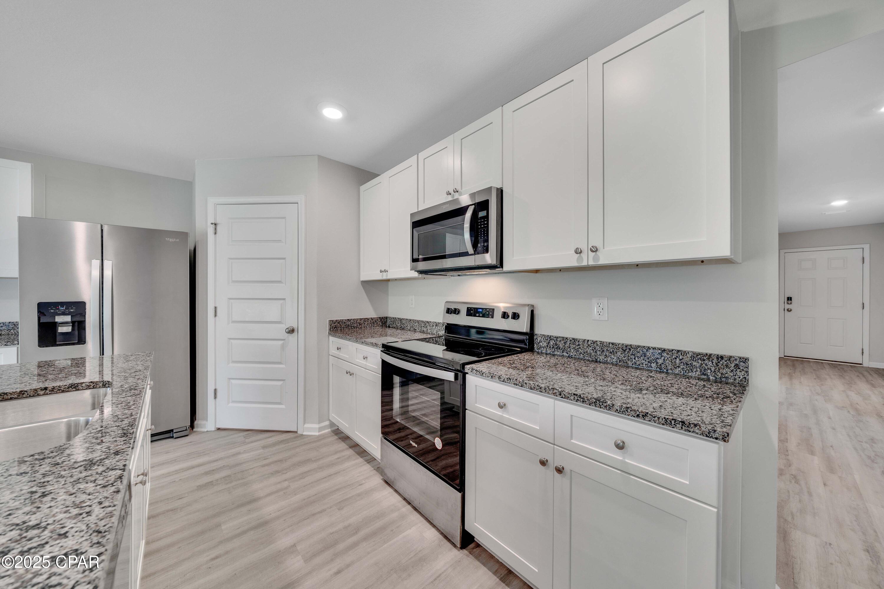 2304 Aquarius Drive Chipley, FL 32428 - Photo 15 of 77