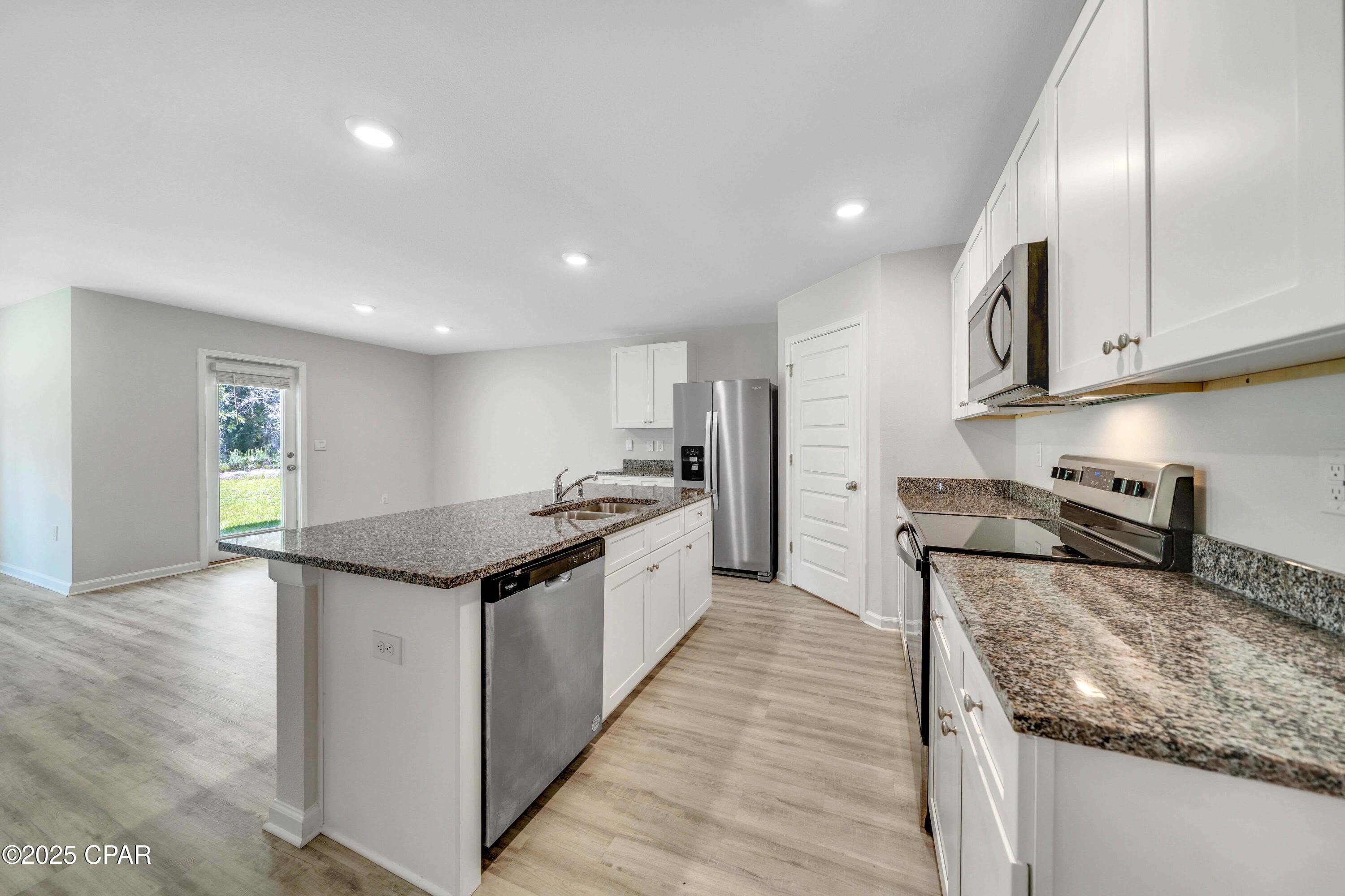 2304 Aquarius Drive Chipley, FL 32428 - Photo 19 of 77