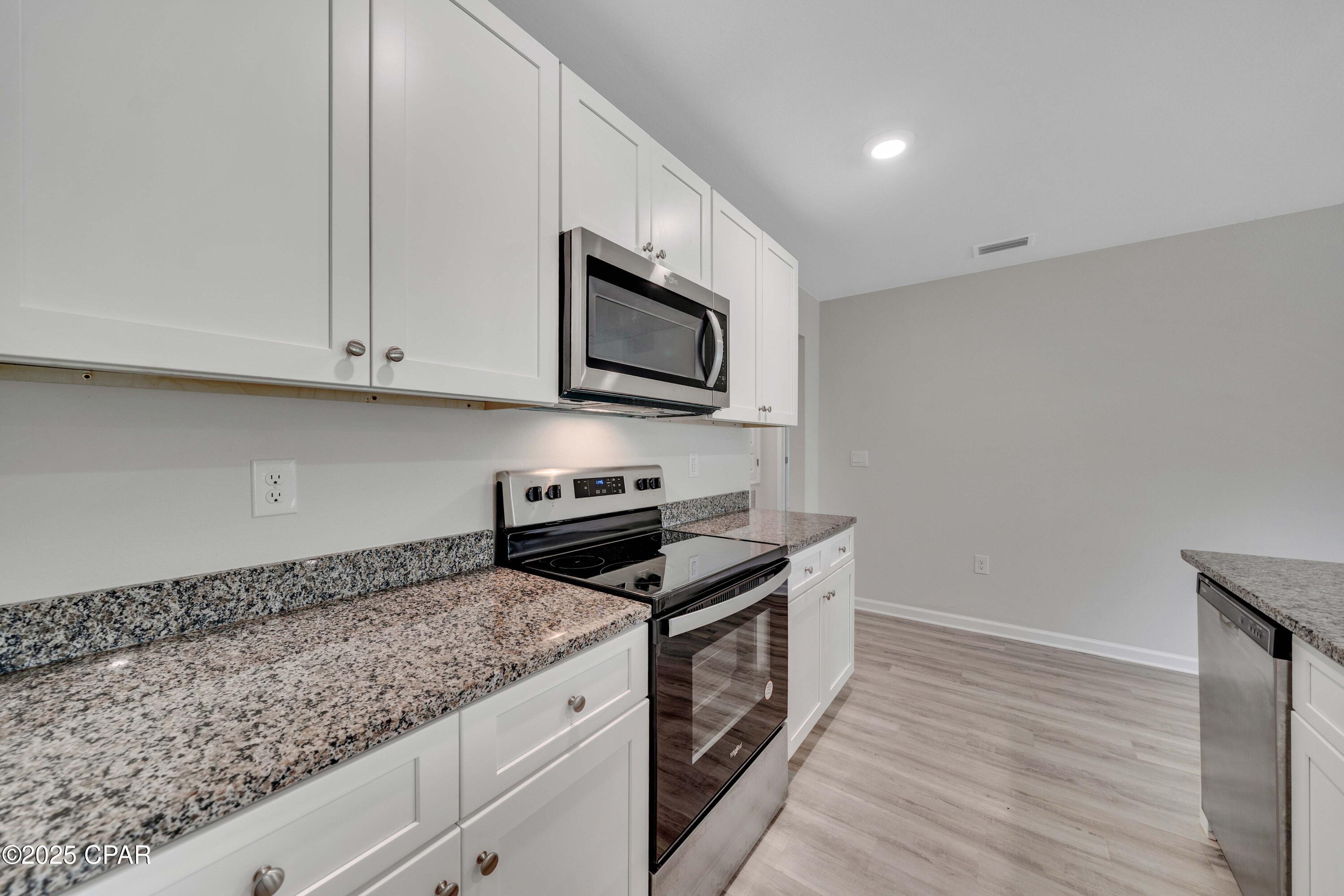 2304 Aquarius Drive Chipley, FL 32428 - Photo 20 of 77