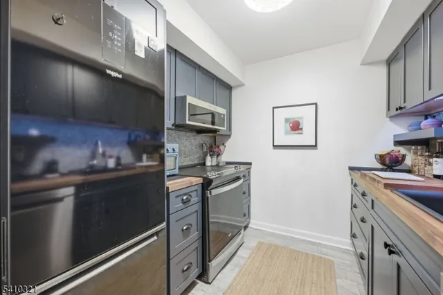 $299,000 | 103 River Road, Unit A1, Nutley, NJ 07110