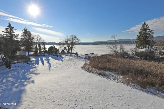 $249,500 | 580 South Main Street, Unit 16, Lanesborough, MA 01237