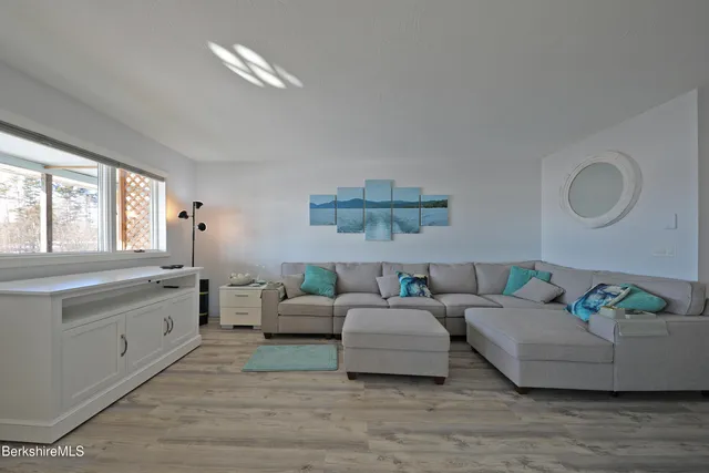 $249,500 | 580 South Main Street, Unit 16, Lanesborough, MA 01237