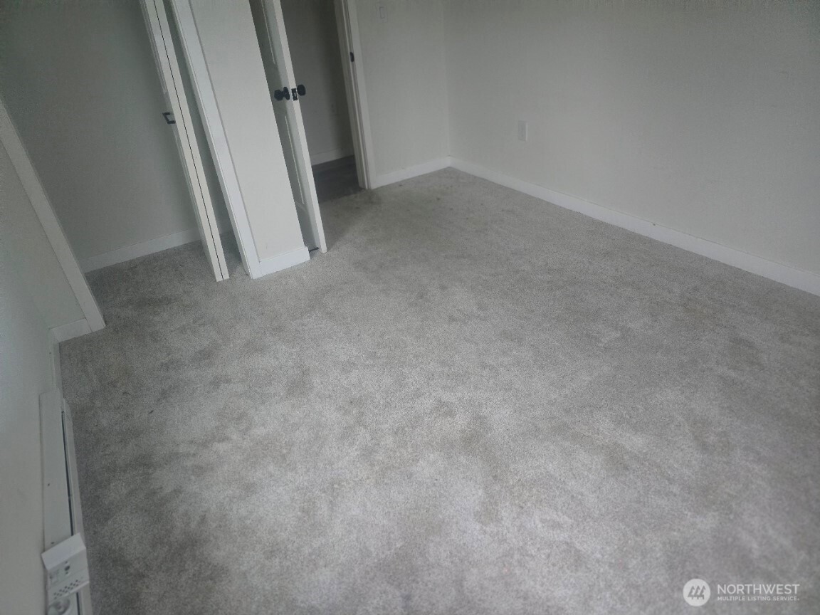 410 East Cherry Avenue Ritzville, WA 99169 - Photo 19 of 22 a view of an empty room