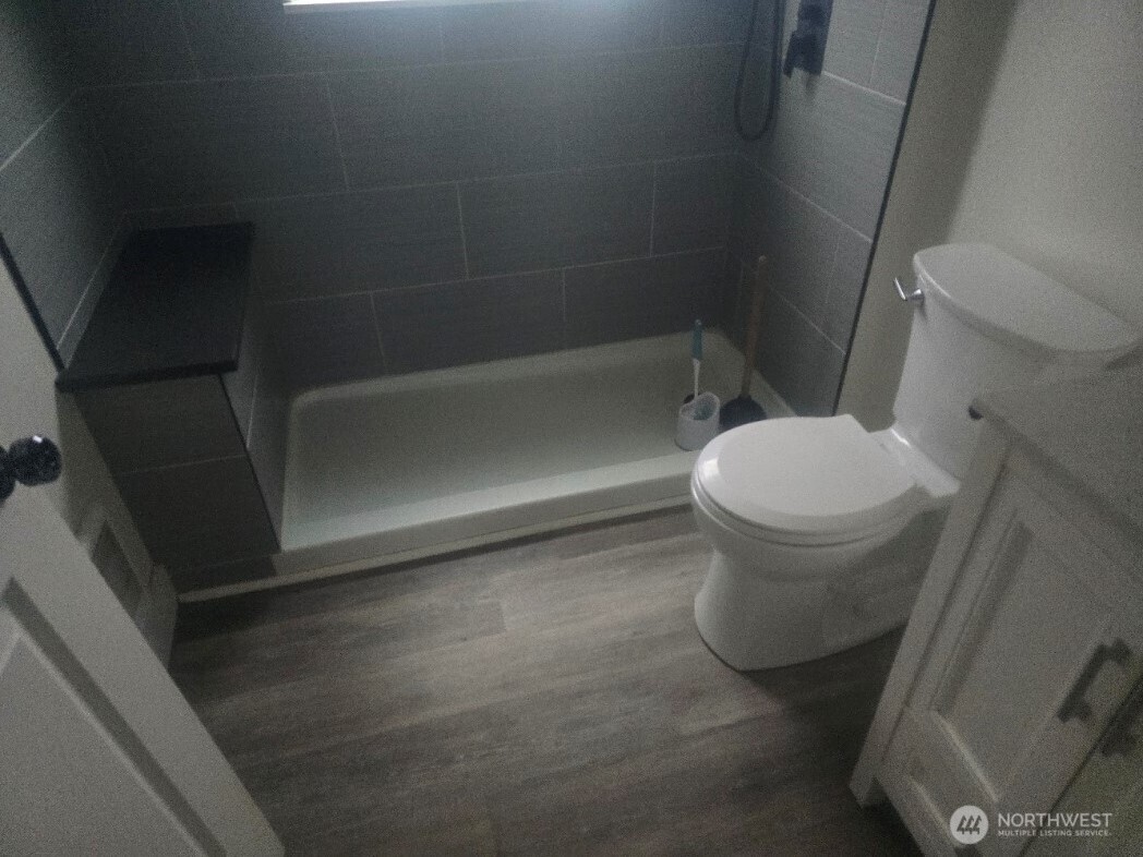 410 East Cherry Avenue Ritzville, WA 99169 - Photo 7 of 22 a bathroom with a sink and toilet
