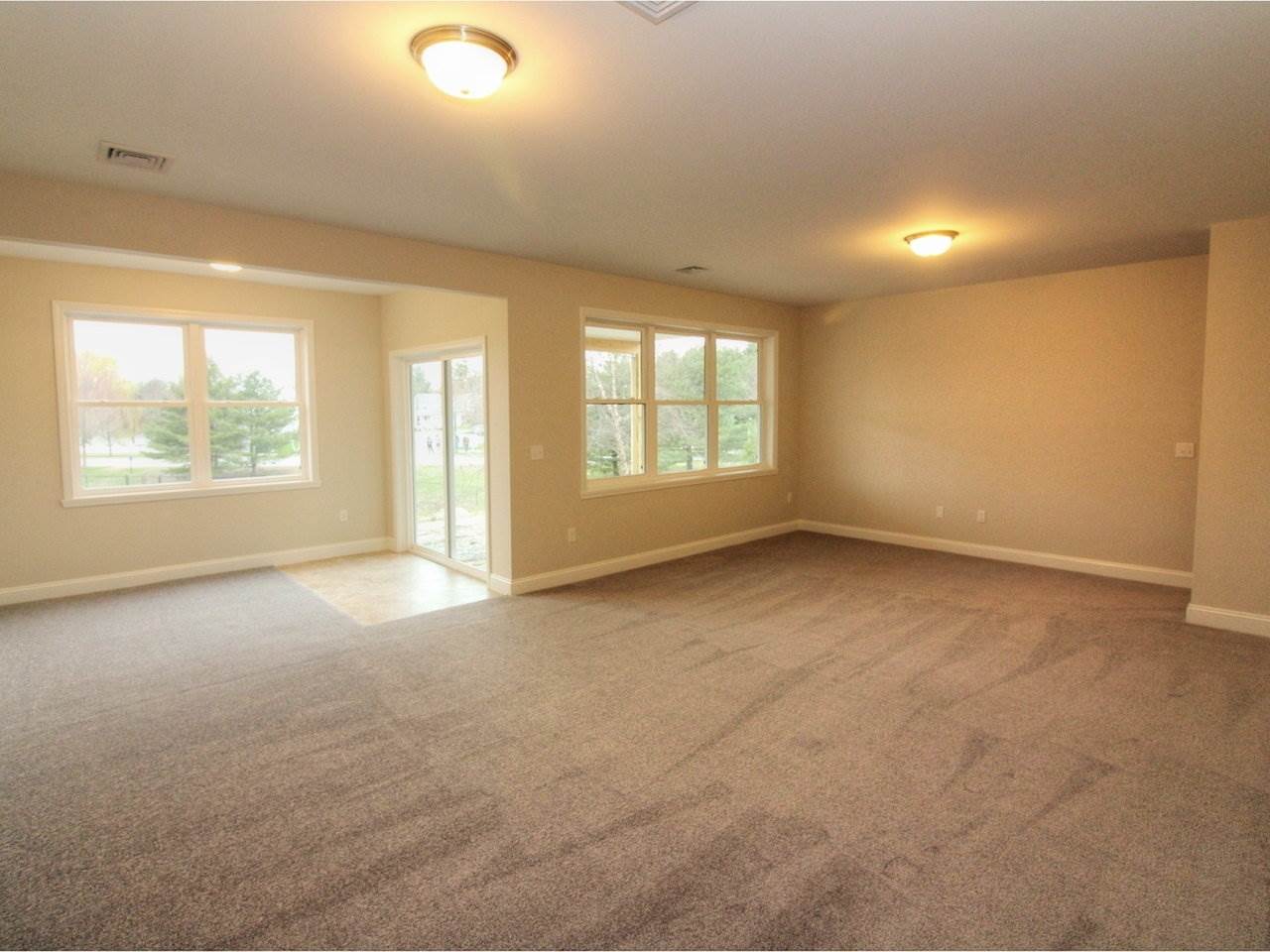 50 Laurentide Lane South Burlington, VT 05403 - Photo 18 of 36