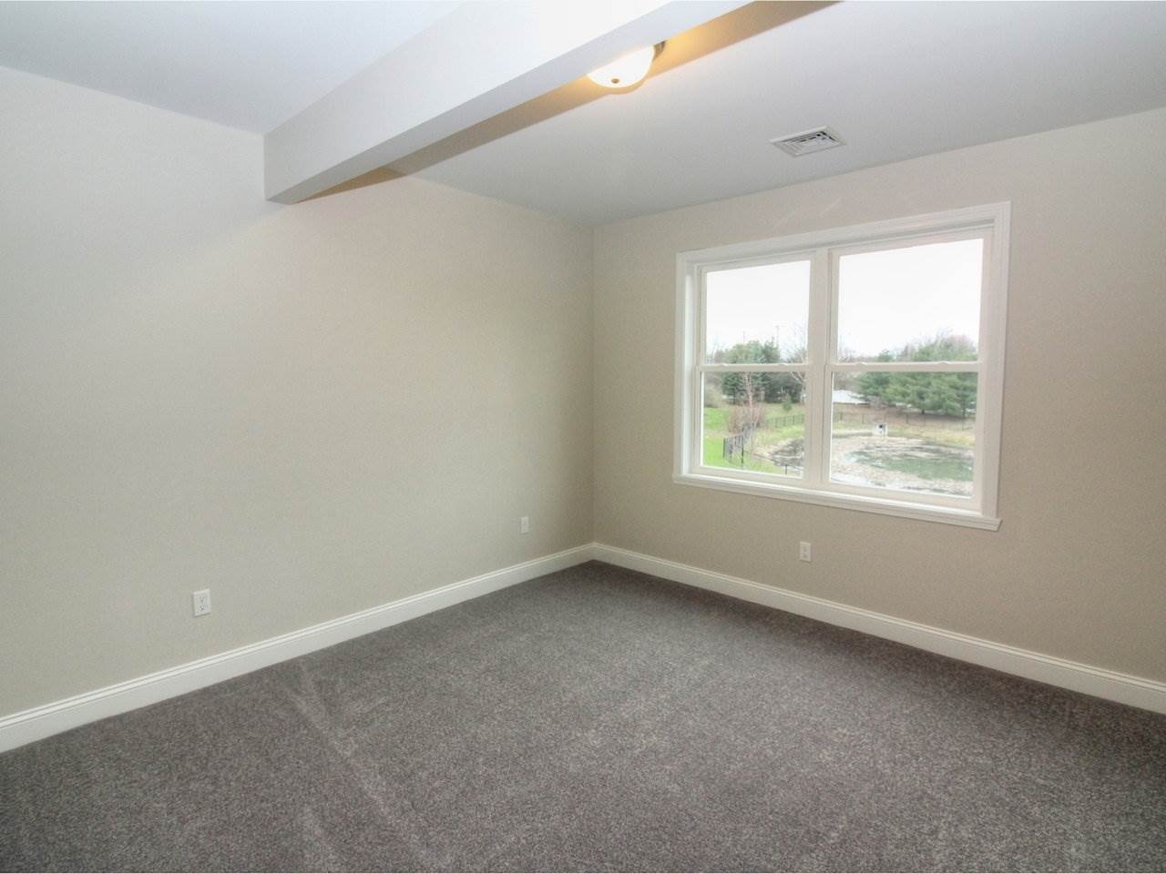 50 Laurentide Lane South Burlington, VT 05403 - Photo 19 of 36