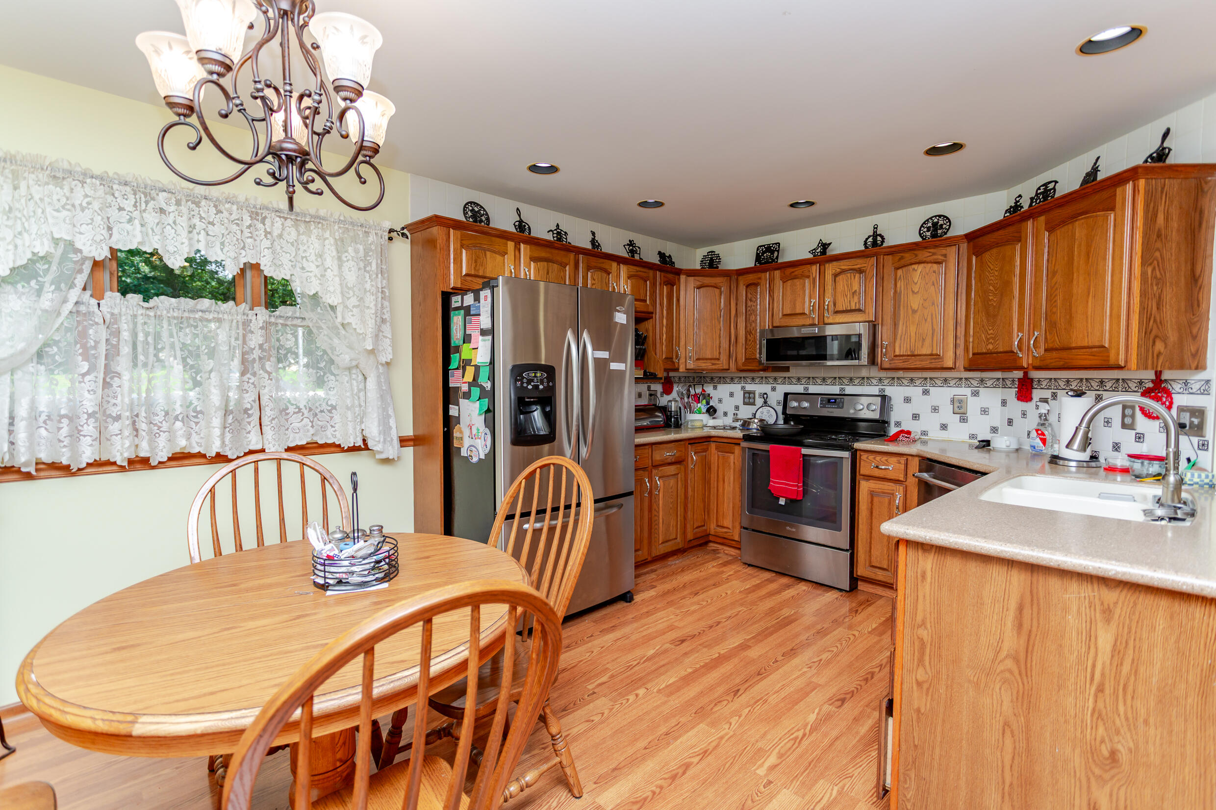 10666 Potomac Drive Demotte, IN 46310 - Photo 8 of 38 2480x1653