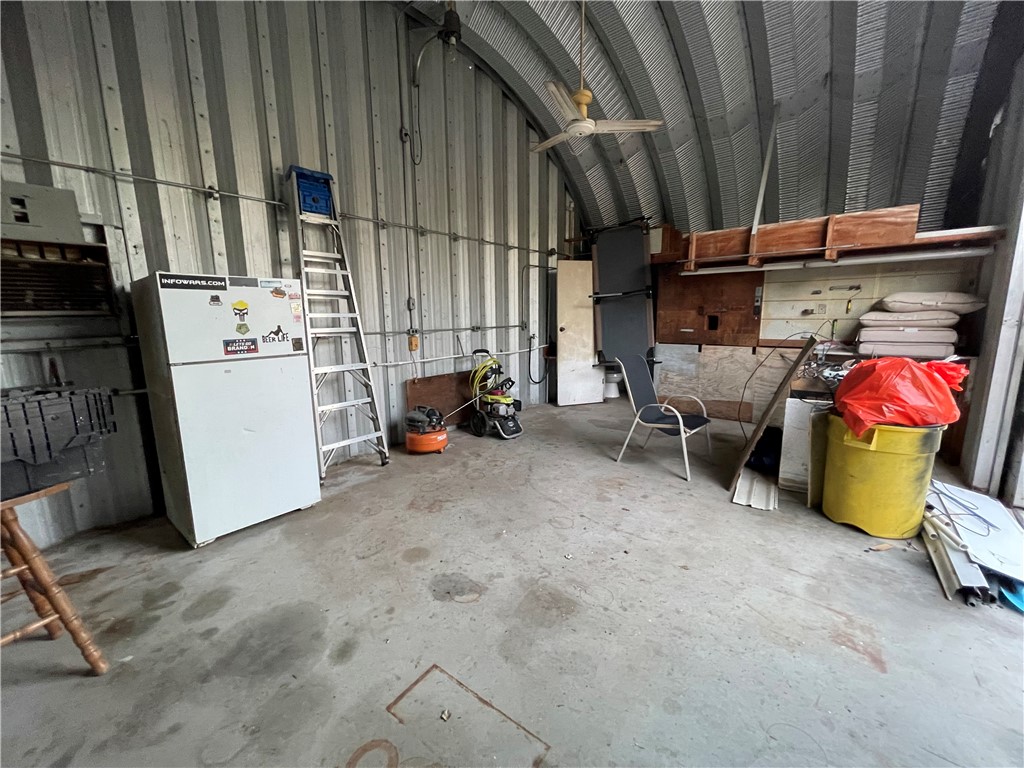 335 Stephens Loop Lake City, TX 78368 - Photo 17 of 27