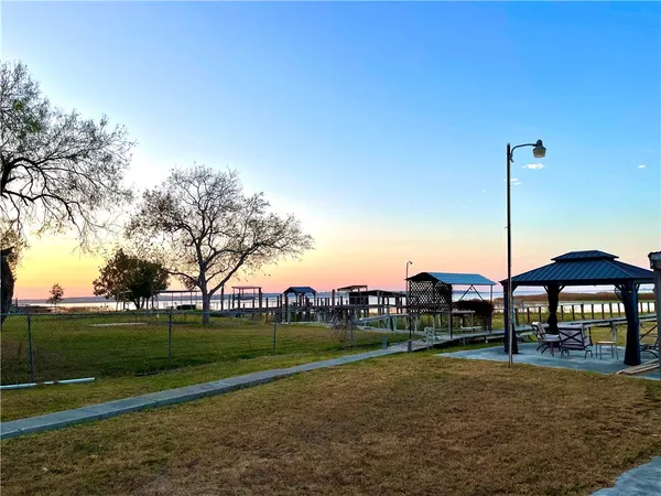 $249,900 | 335 Stephens Loop, Lake City, TX 78368