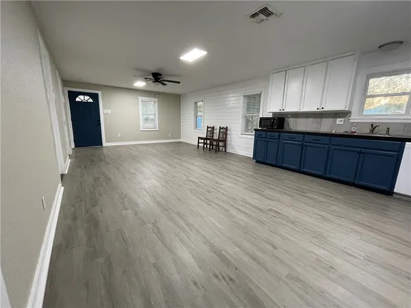 $249,900 | 335 Stephens Loop, Lake City, TX 78368