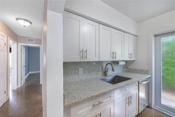 $2,500 | 1220 Northeast 16th Terrace, Fort Lauderdale, FL 33304