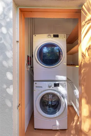 $2,500 | 1220 Northeast 16th Terrace, Fort Lauderdale, FL 33304