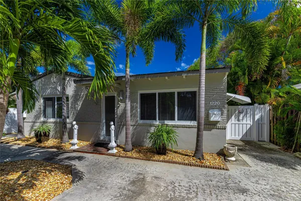 $2,500 | 1220 Northeast 16th Terrace, Fort Lauderdale, FL 33304