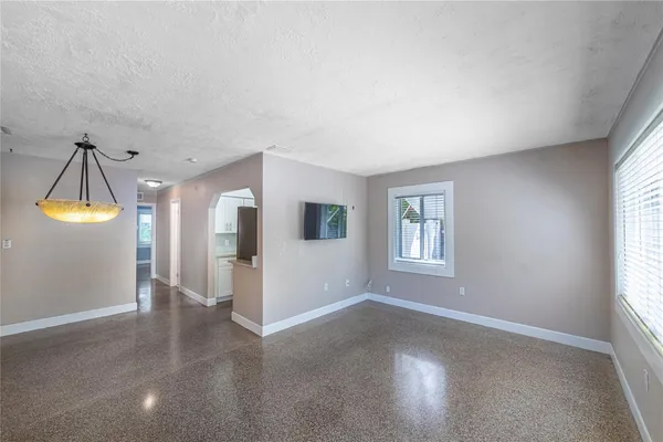 $2,500 | 1220 Northeast 16th Terrace, Fort Lauderdale, FL 33304