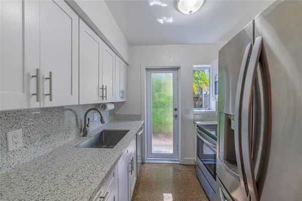 $2,500 | 1220 Northeast 16th Terrace, Fort Lauderdale, FL 33304