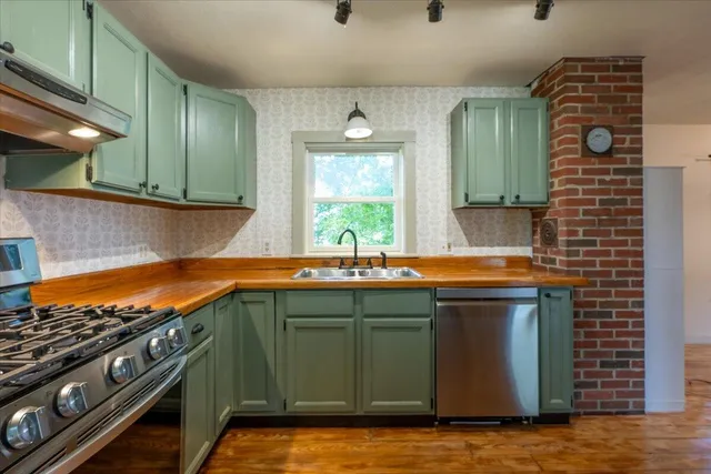 $375,000 | 23 Weskeg Road, Owls Head, ME 04854