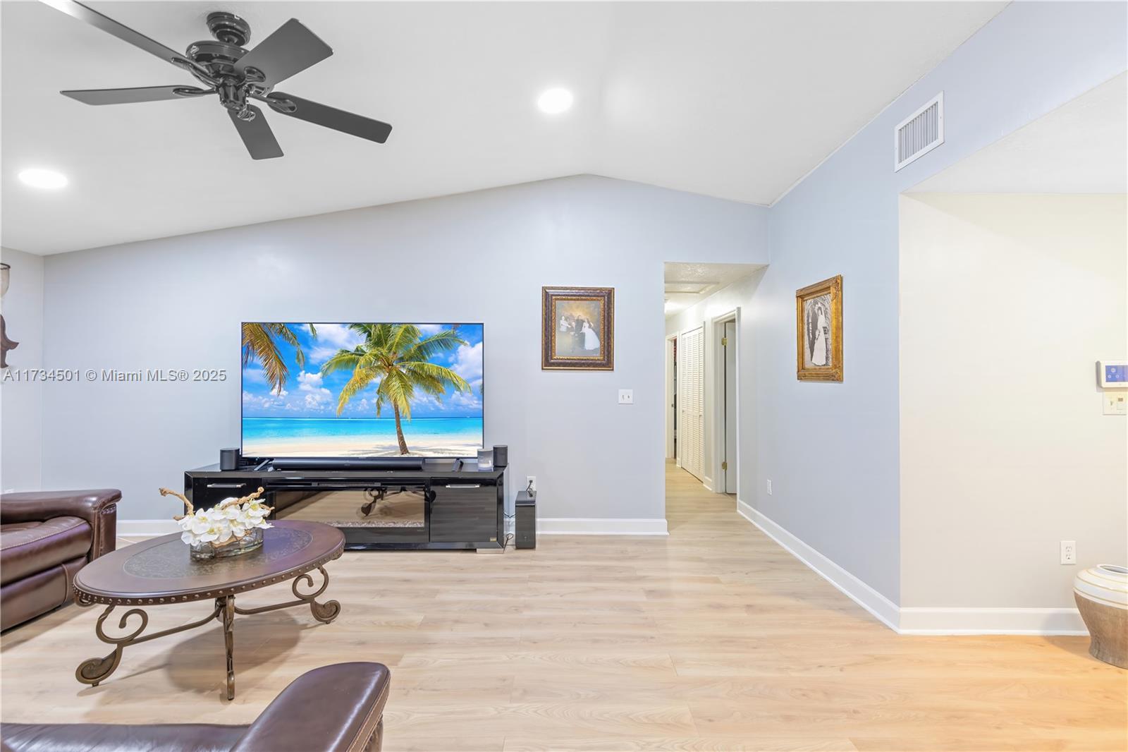 13841 Southwest 285th Terrace Homestead, FL 33033 - Photo 8 of 11