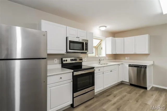 $1,445 | 1820 Yaqui Drive, Florissant, MO 63031