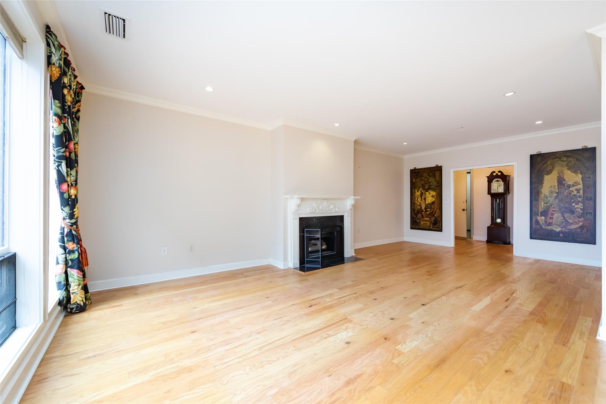 838 Cherokee Road Charlotte, NC 28207 - Photo 11 of 41 Gallery Image 11