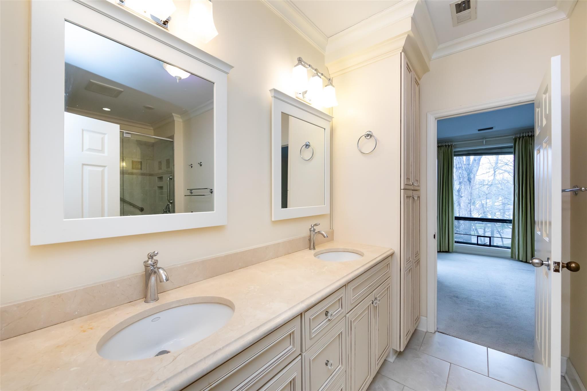 838 Cherokee Road Charlotte, NC 28207 - Photo 30 of 41 Gallery Image 30