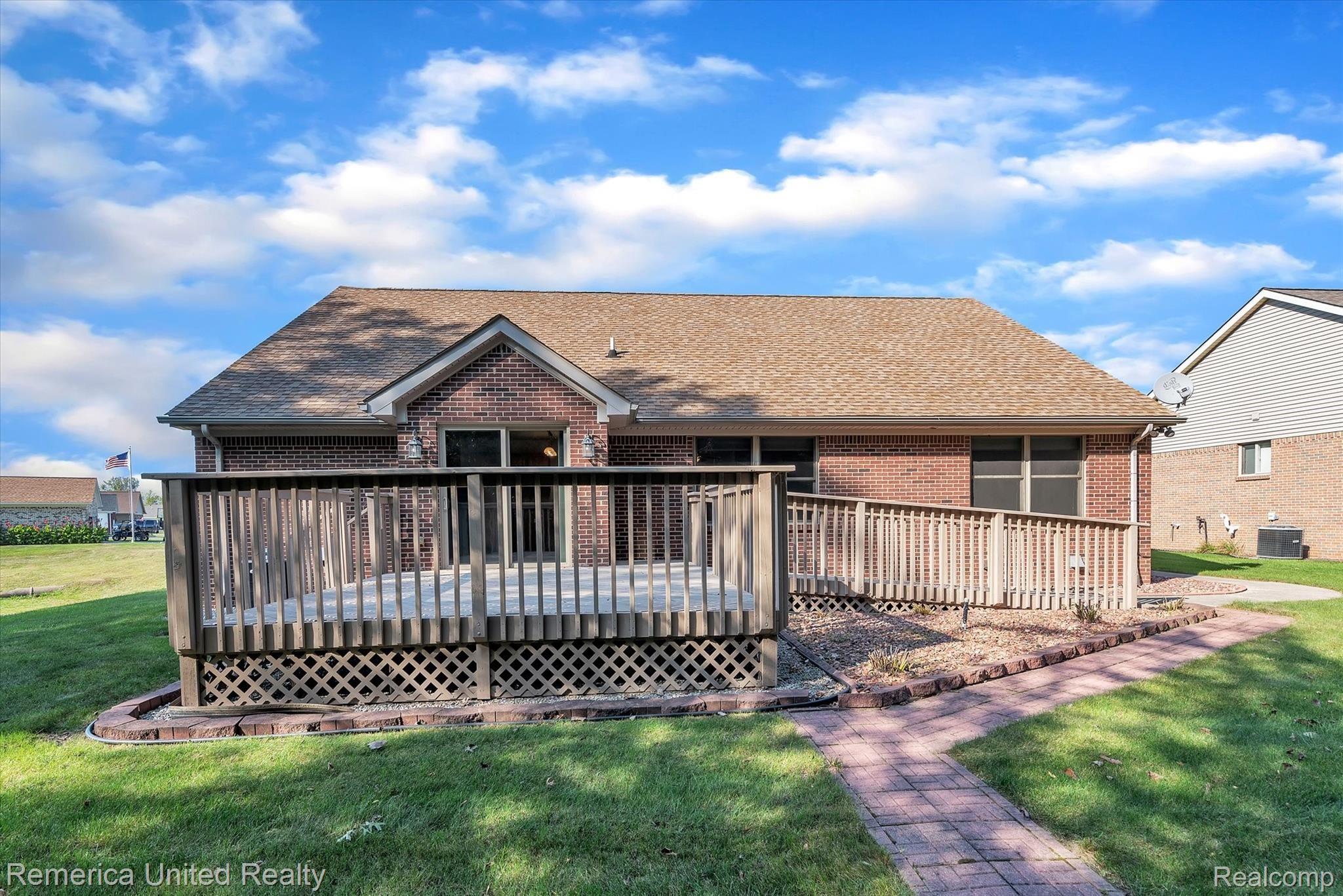 391 Rabbit Run Road Carleton, MI 48117 - Photo 46 of 49 47-391 Rabbit Run Rd-windowstill-realestate-photography-47.jpg