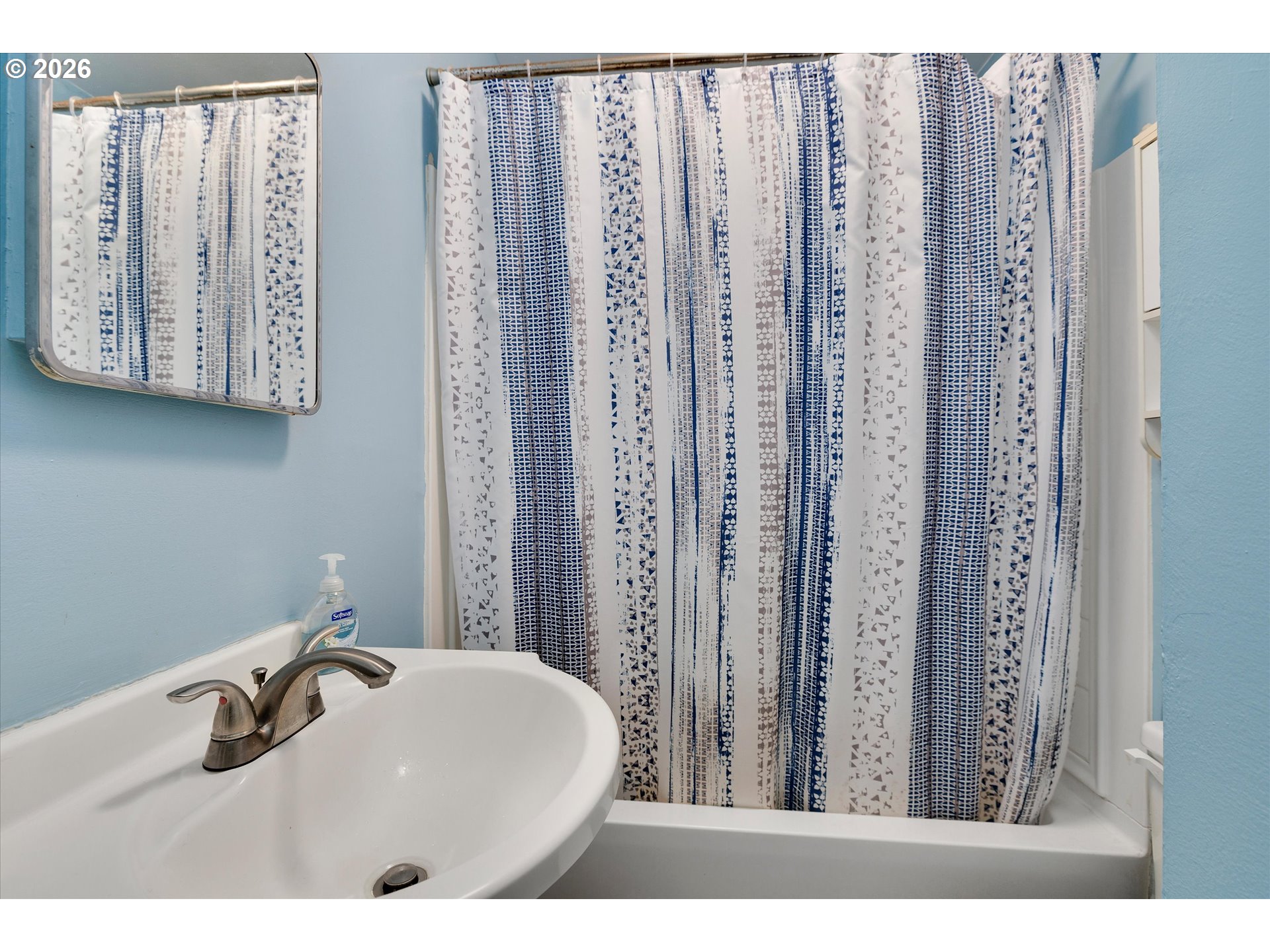 21288 South Beavercreek Road Beavercreek, OR 97004 - Photo 11 of 20 Bathroom