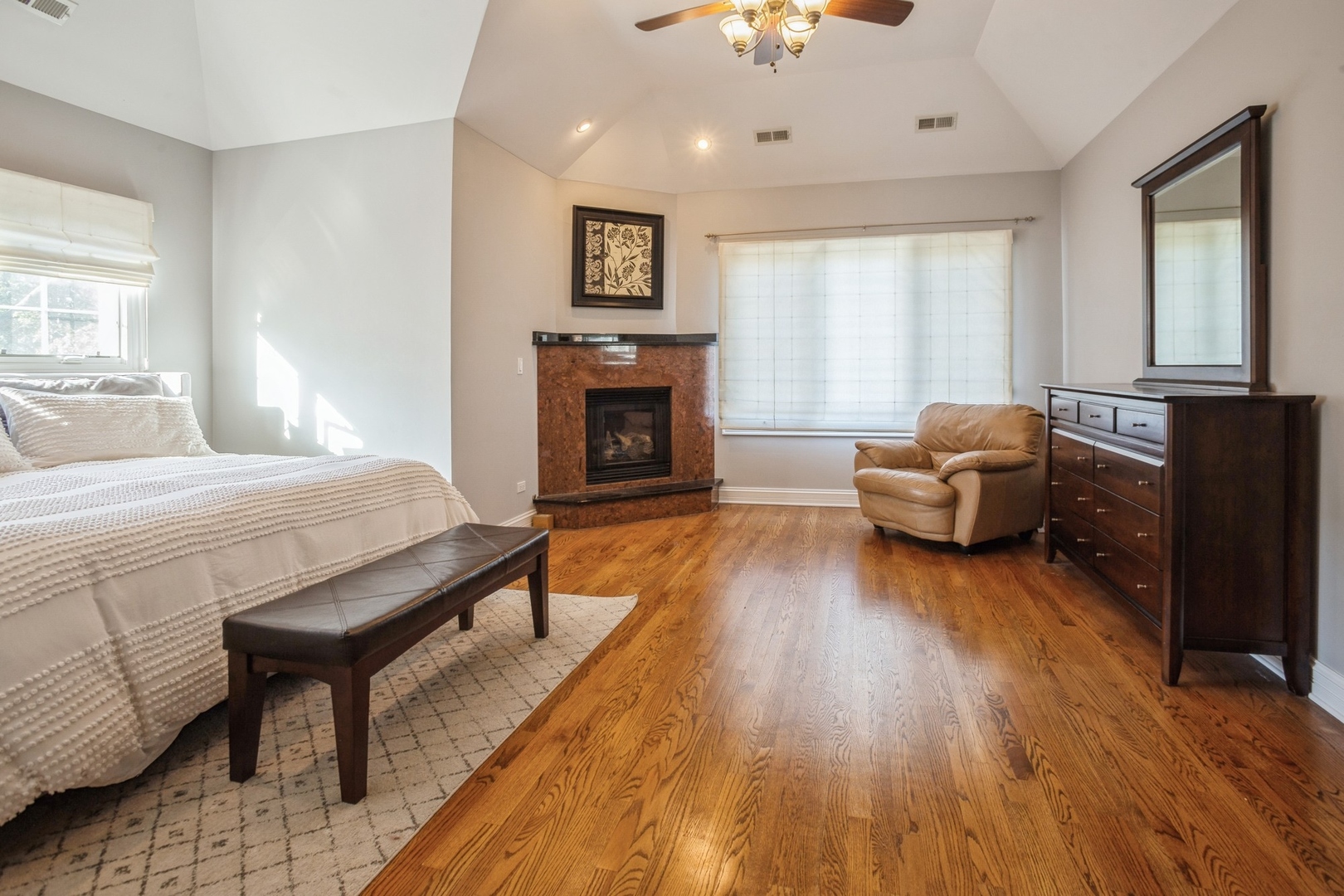 228 North Home Avenue Park Ridge, IL 60068 - Photo 6 of 19 Gallery Image 6