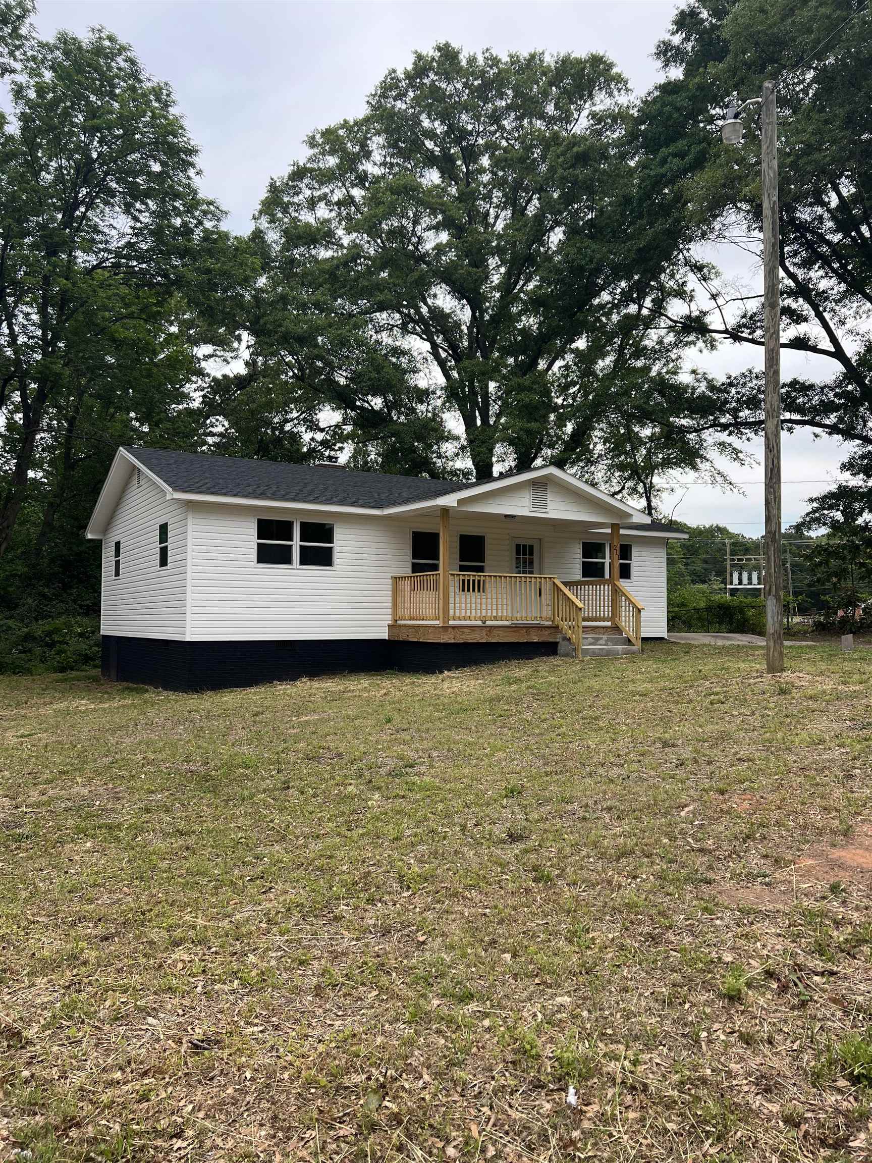 211 State Rd S-42-2318 Chesnee, SC 29323 - Photo 4 of 21